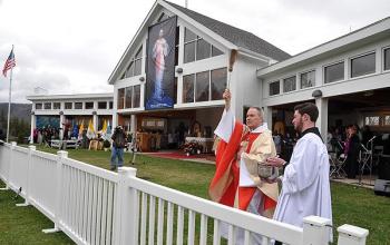 https://www.ladivinamisericordia.org/sites/default/files/field/image/dsc_0541-600x400.jpg