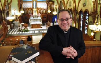 https://www.ladivinamisericordia.org/sites/default/files/field/image/rector.jpg