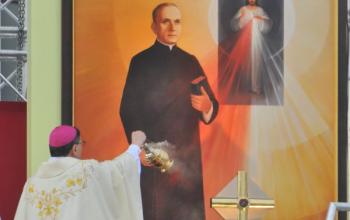 https://www.ladivinamisericordia.org/sites/default/files/field/image/sopocko2.jpg